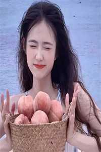 女主叫洛锦欢男主叫苏诺辞